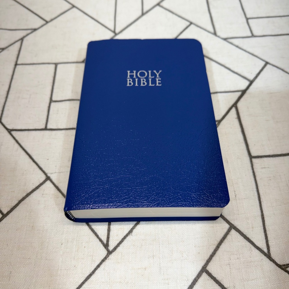 Zondervan NIV Gift and Award Bible Standard Size Blue Imitation Leather Silver